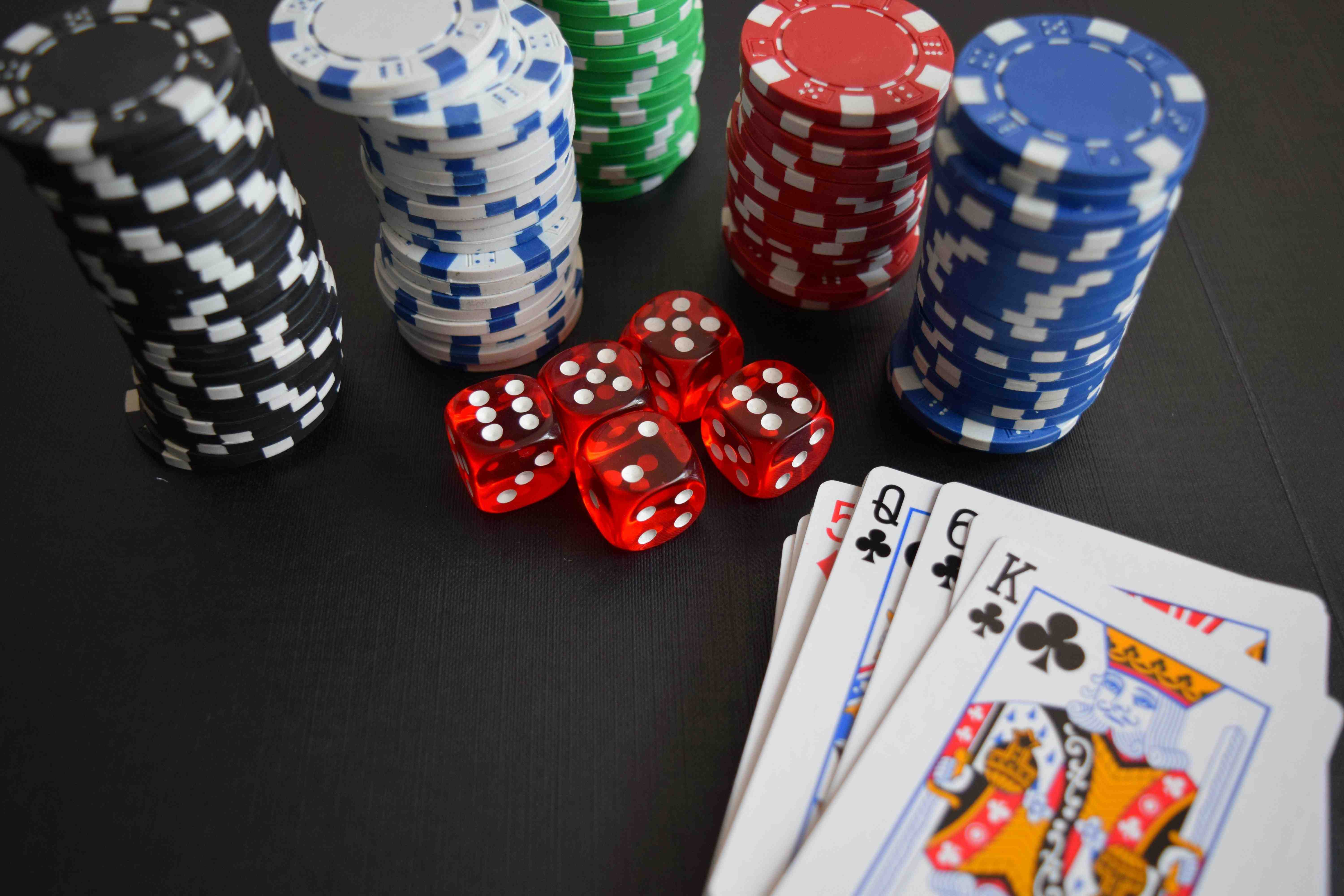 4134app ক্রিকেট ও ফুটবল-কেন্দ্রিক সাজানো পাতা